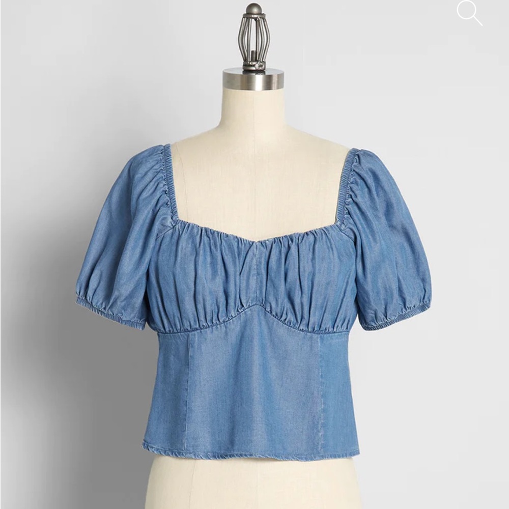 ModCloth chambray peasant top with ruched bust NWT